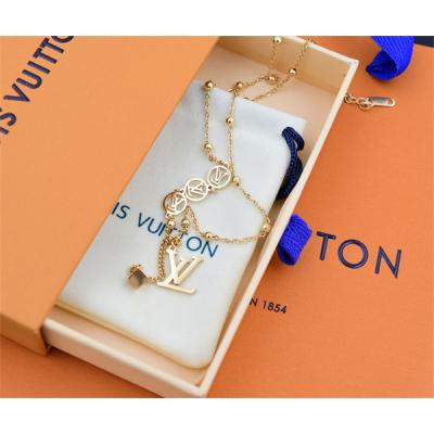 LV Necklace 009